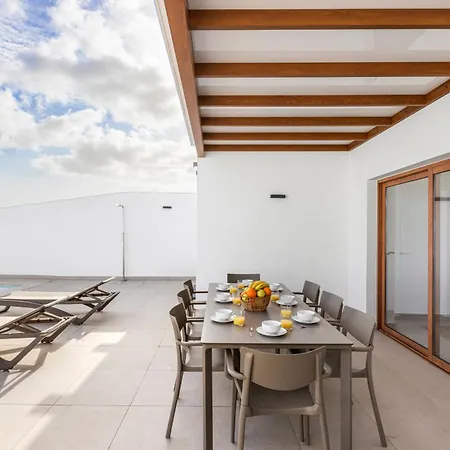Famara - Vipvipvillas Vila