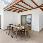 Famara - Vipvipvillas * بلايا بلانكا