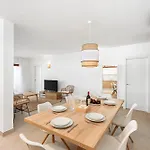 Famara - Vipvipvillas فيلة بلايا بلانكا