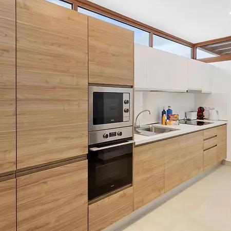 Famara - Vipvipvillas * بلايا بلانكا