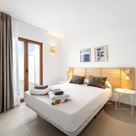 Famara - Vipvipvillas فيلة بلايا بلانكا